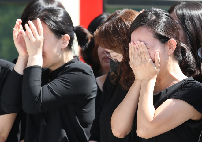  대전초등교사님 돌아가시게 만든,악성 학부모들과 학생들의 패악질.