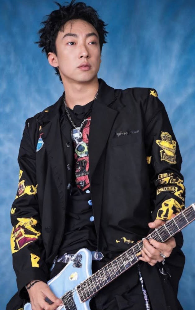  EPIK 에픽 AI 프로필 미국 하이틴 졸업사진 이어북 +박명수