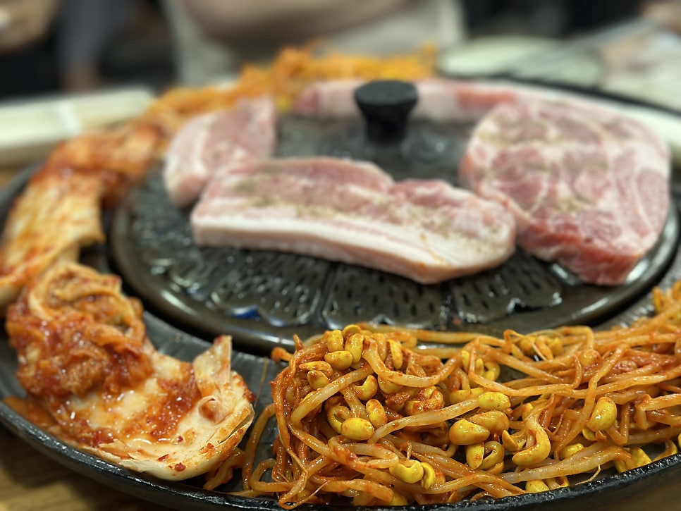 Kkulkkulibyeongjangsaengsamgyeopsal photo 5