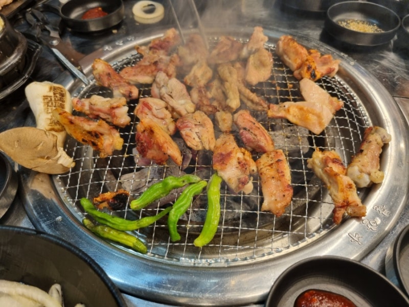 [수원/광교] 입에서 살살녹는 숯불닭갈비맛집 : 네이버 블로그