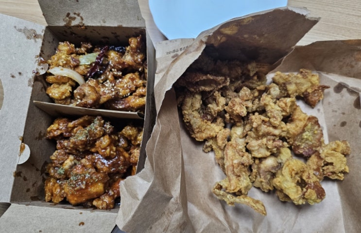  노랑통닭....닭이 헬쓱해서 노랑인가