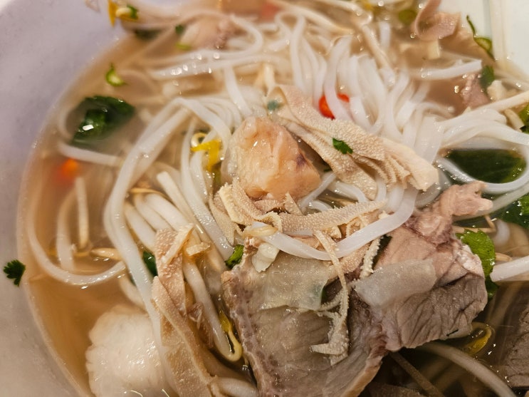  파리 13구 맛집 3곳 추천 (라오스, 베트남 쌀국수, 콜롬비아 식당)