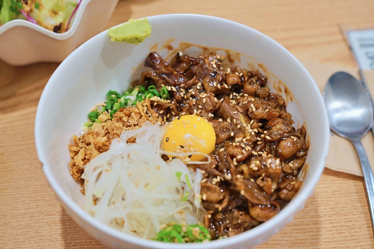  왕십리 데이트 하기 좋은 한양대 맛집 "카모메 한양대점"
