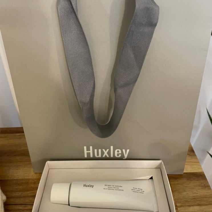 내돈내산 헉슬리 (Huxley) 핸드 크림 블루 메디나 탠저린 한달사용후기 내돈내산 헉슬리 (Huxley) 핸드 크림 블루 메디나 탠저린 한달사용후기