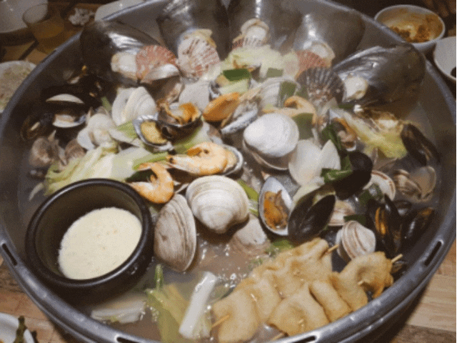  택이네 조개전골