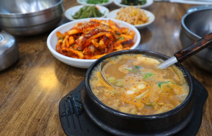  가로수길한식 전주청국장집 37년 전통의 내공