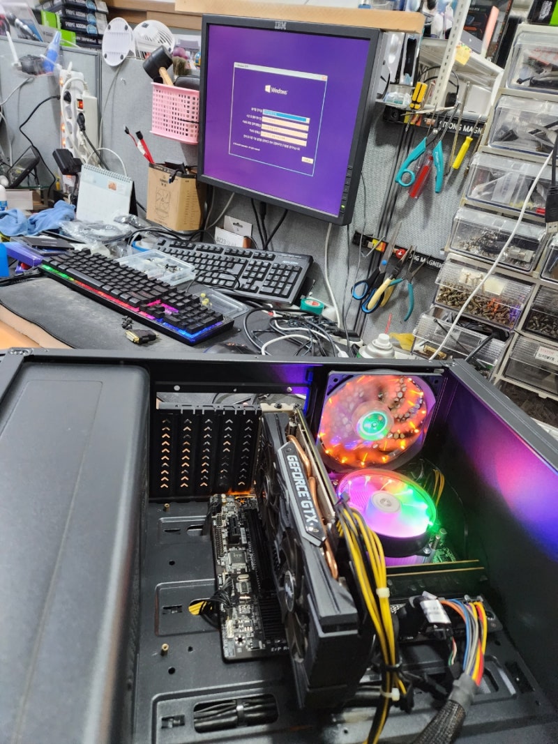 RTX4080인터넷최저가 판매 채굴그래픽카드가 위험한 이유?365일24시간 일한 그래픽카드 몸 상태는 어떨까요?PC수호천사  인사올립니다.2023년 새해 복 많이 받으세요 : 네이버 블로그