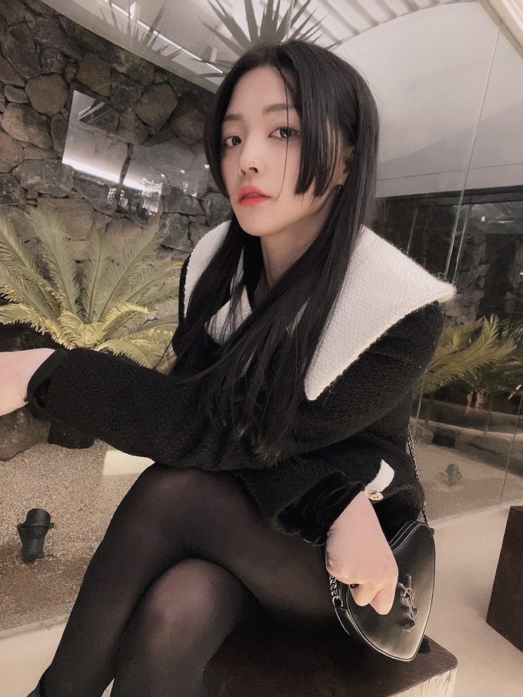  귀여운 내가 참지말자! 안귀여운 니가참아라.