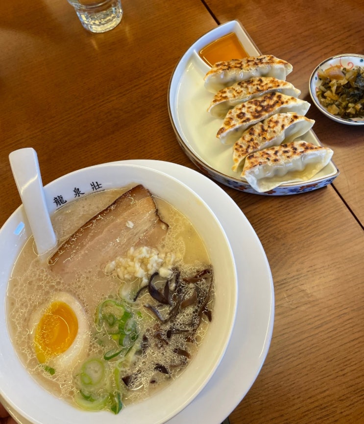  육수가 찐하고 짭쪼름한 포항 영일대 라멘 맛집 류센소