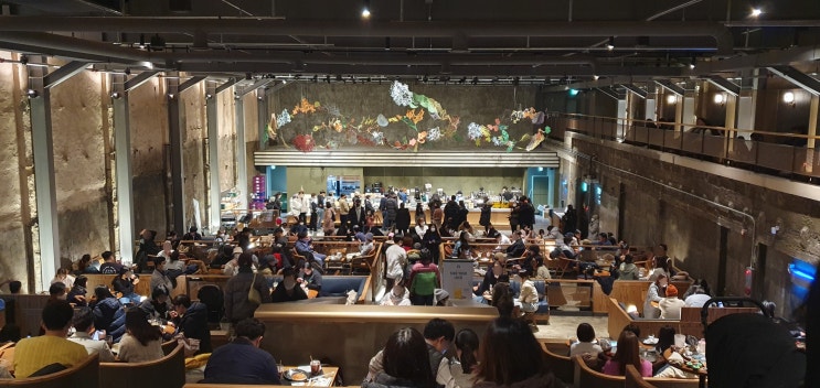 스타벅스 경동 1960점 옛 극장을 그대로 살린 분위기 맛집 카페