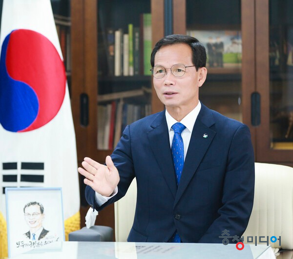  조병옥 음성군수 "투자유치·일자리 창출로 역동적 경제 실현"