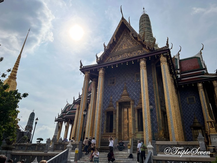 방콕 왕궁 에메랄드사원 반일 투어 후기! 왕궁에 대한 모든 것을 알자! 방콕여행 3일차 코스 추천!