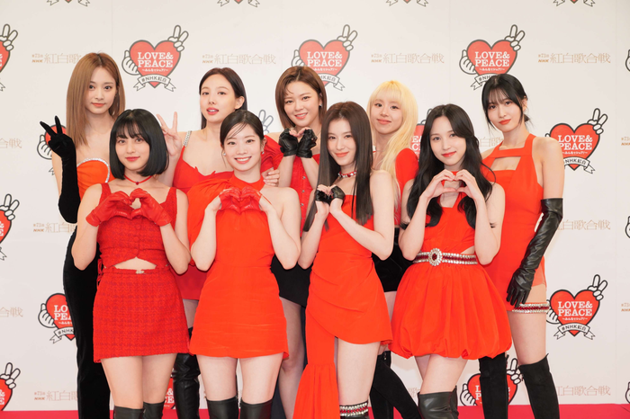 숫자로 검증. <b>트와이스</b>, 르세라핌 무대는 재생 수 3위와 <b>4위</b>