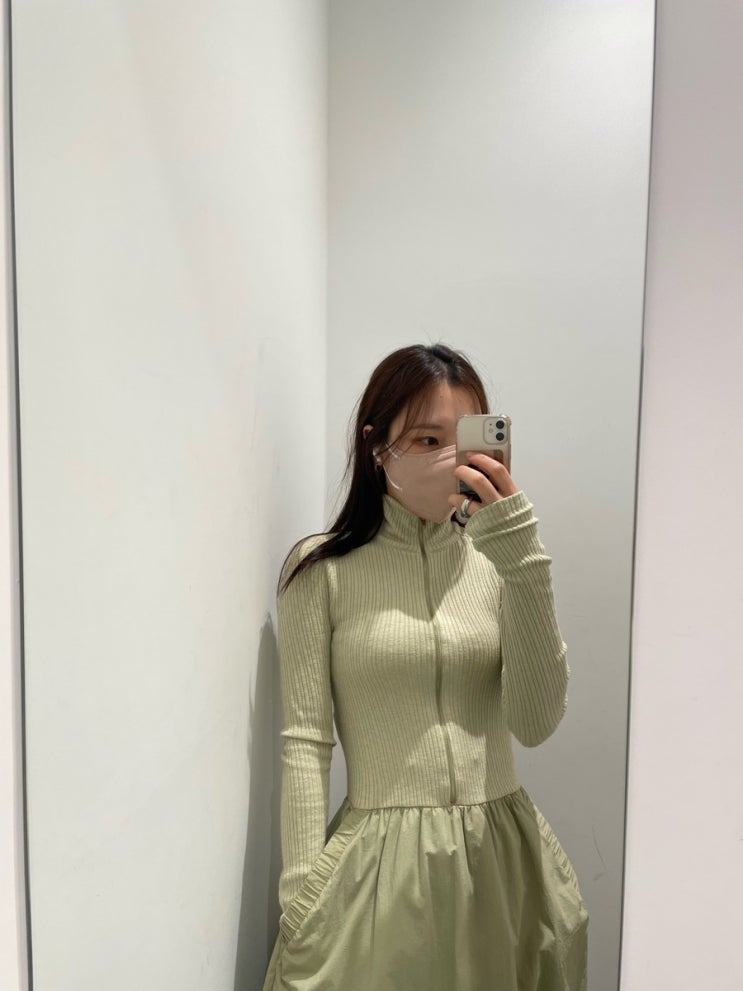  레이브(RAIVE) 쇼룸 세일 기간 위시리스트 털기 (볼륨 스트링 원피스, 코듀로이 카고 스커트 후기)