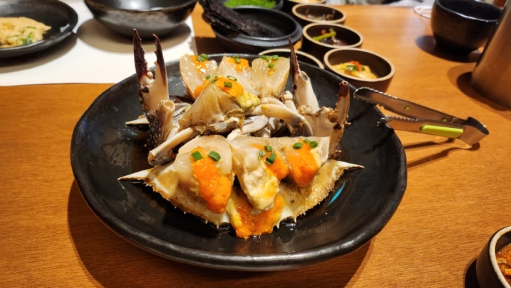  여의도 / 화해당 - 솥밥과 반찬 가득하게 나오는 미슐랭 간장게장 맛집