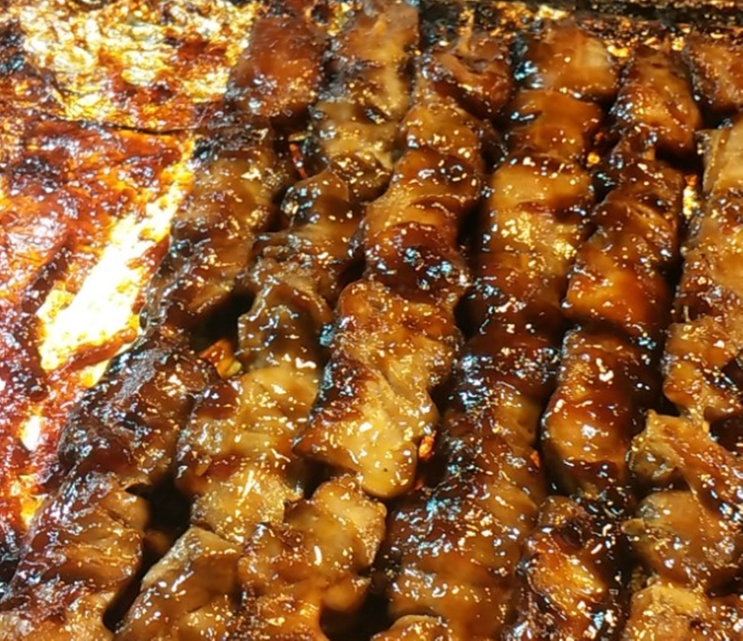  닭꼬치 소스 완전 맛나는 집이예요+_+