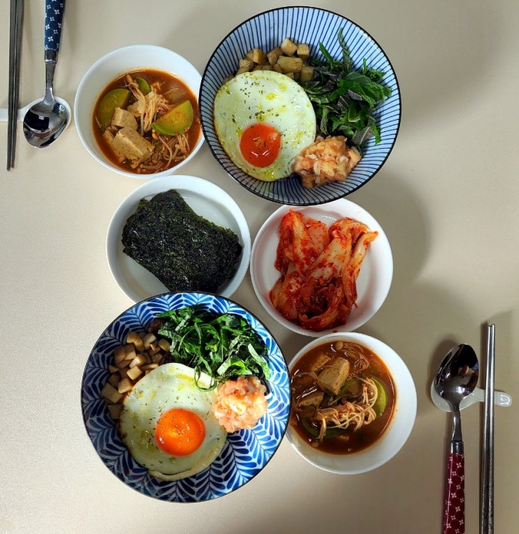  후다닥 점심 메뉴. 버섯명란덮밥 레시피.된장찌개만들기.맛있는 건강밥상