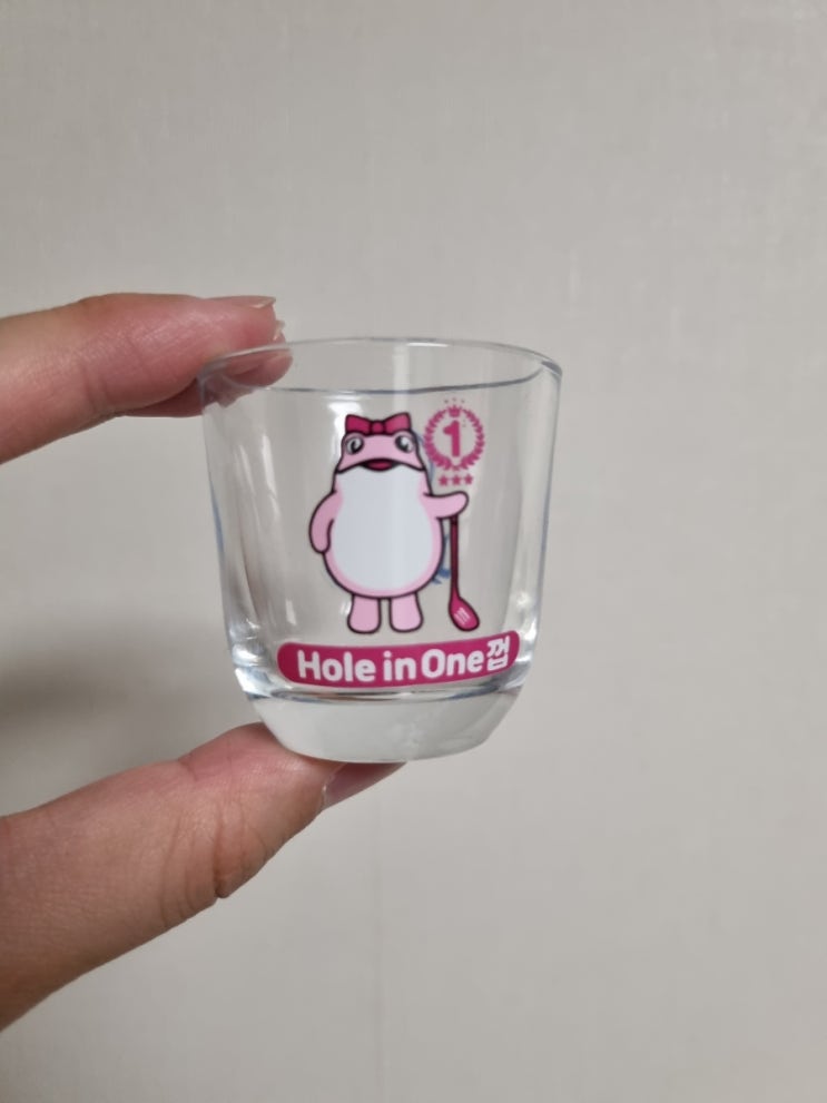  하이트진로 골프소주잔