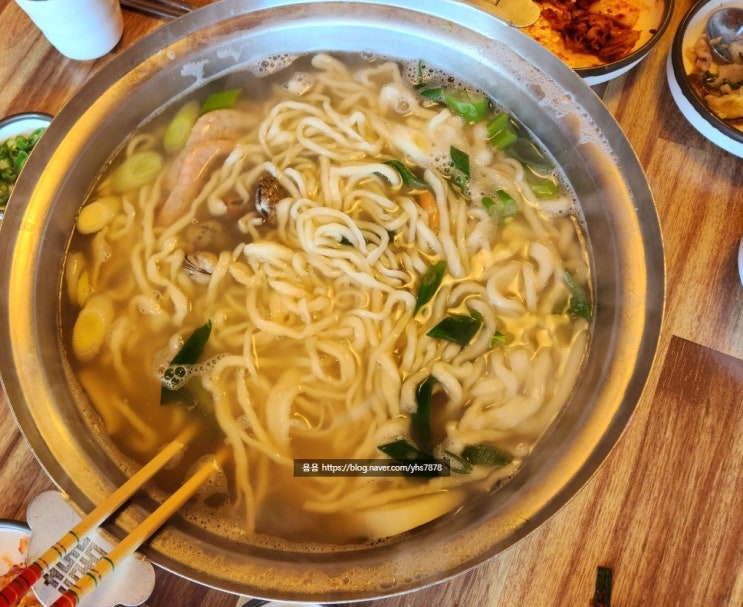 대전 송강동 칼국수 맛집 황토기와집