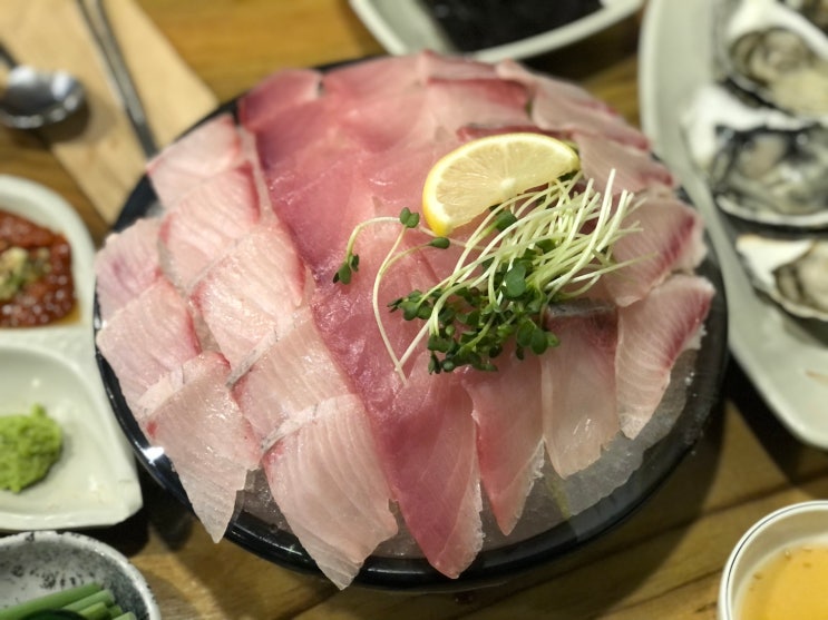  독산동 횟집 방어/석화 " 꽃님이네오징어 "