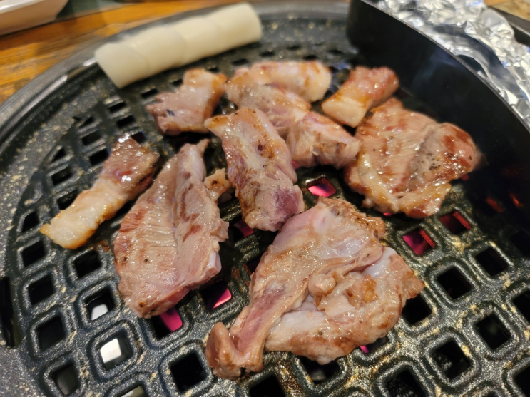  [죽동 맛집] 아저씨에서 갓성비로 다양한 부위의 고기 맛보기!