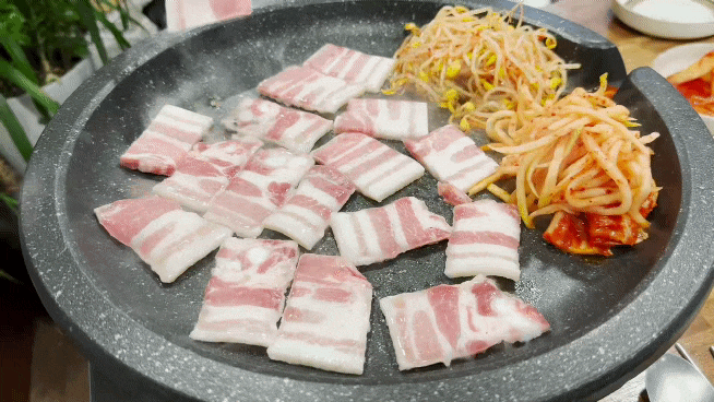  수원 인계동/냉동 삼겹살 맛집 이화 식당 내돈내먹
