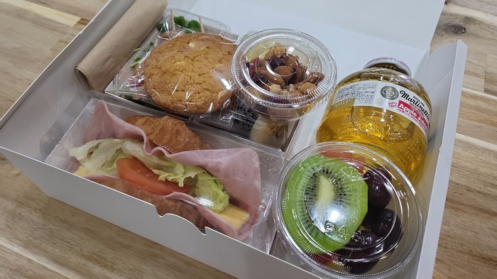  인천 서구 가좌동 소재 중학교 로 배달해드린 샌드위치도시락/학부모총회의도시락/협약식도시락/단체도시락/워크샵도시락/회의도시락/행사도시락/핑거푸드와샌드위치/세미나도시락