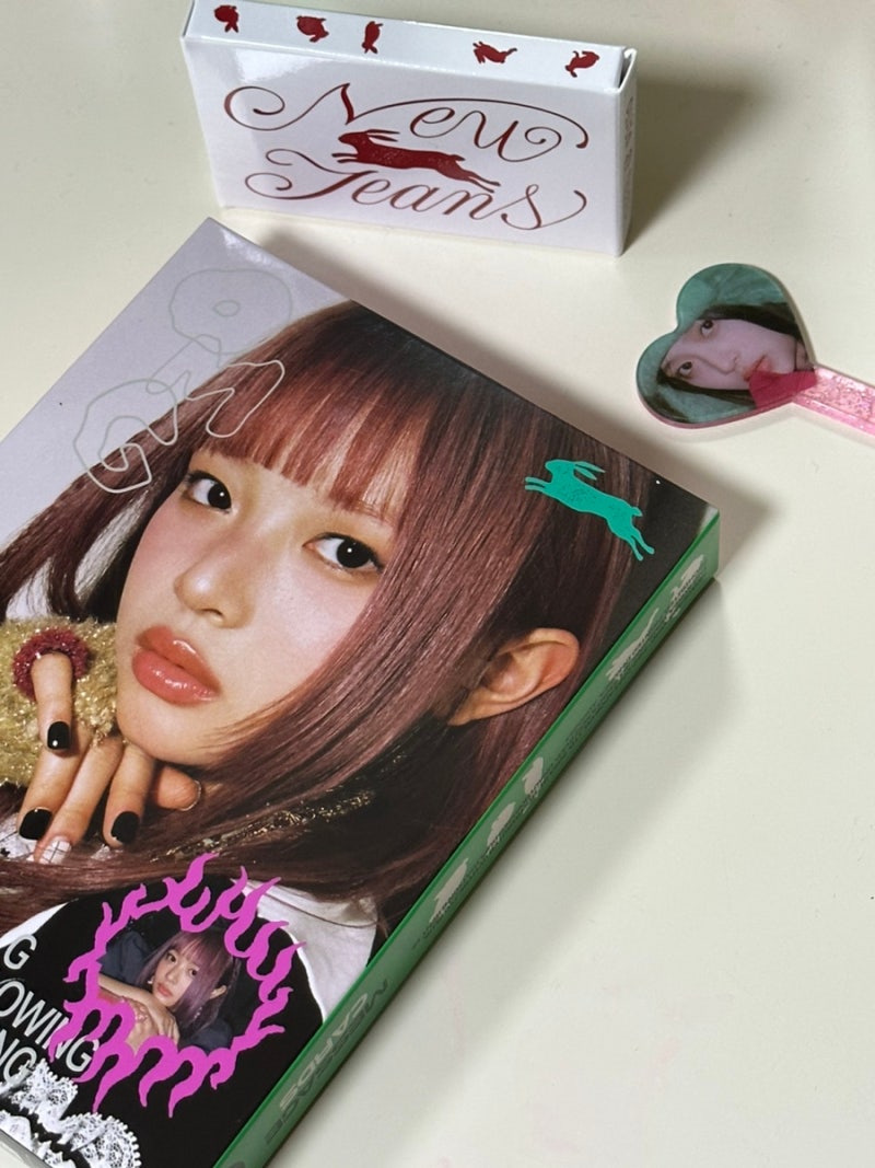 NewJeans 專輯 OMG 訊息卡 Hanni版 + Weverse版 評論