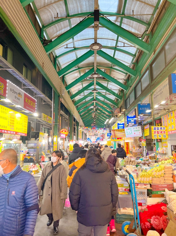  강원도 강릉 여행) 강릉중앙시장 먹거리 맛집 추천 (주차 꿀 팁 안내 + 오란다 강정, 오징어순대, 전, 오징어강정, 어묵고로케, 강원도 술)