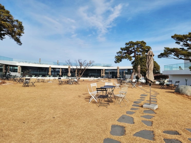  뜬까페(DDEUN Coffee bakery)-함안.베이커리 까페. 경남