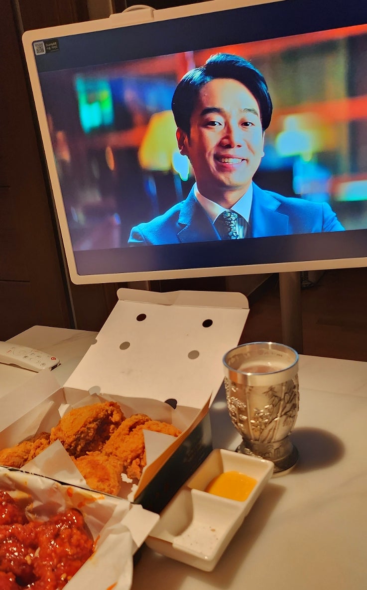 [23.01.06]불금엔 주석잔과 치맥(feat.재벌집 막내아들) 관련 사진