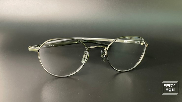 안경다리가 뿔테 소재로 되어 있는 포나인즈 S-647T 제품이 입고 - 파피루스 안경 분당점