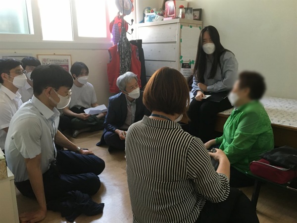 진료소를 나서 방문해야 비로소 보이는 것들 진료소를 나서 방문해야 비로소 보이는 것들