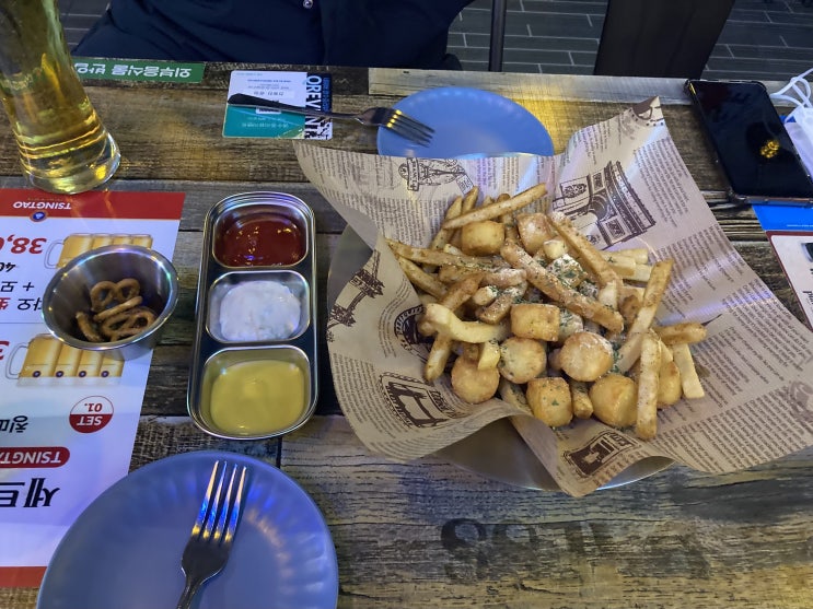  수원 정자동 수제 맥주 술집 아지트에 다녀왔습니다!
