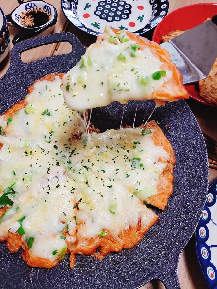  이탈리아 미슐랭 셰프들이 반한 치즈 김치전 레시피