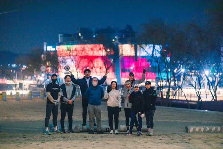 아르바이트하느라 지각해버린 날 ㅠㅠ <크루 고스트 동작역> 아르바이트하느라 지각해버린 날 ㅠㅠ <크루 고스트 동작역>