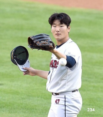 <b>곽빈</b> 프로필 연봉 계약금 <b>두산</b> 베어스 WBC