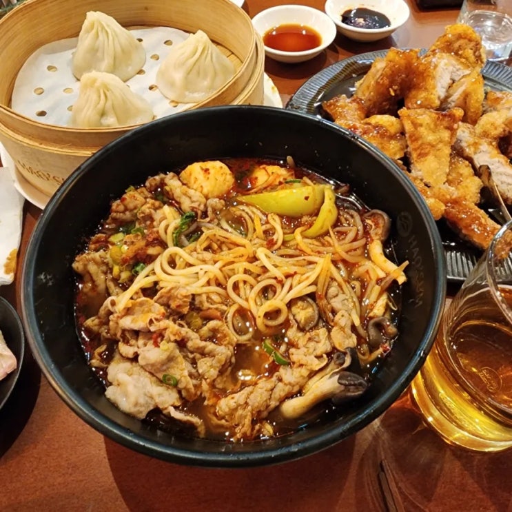  [동탄 롯데백화점 맛집] 2동탄 맛집 '호우섬' 동탄점 매운소고기탕면, 마늘칩꿔바육, 소롱포 후기