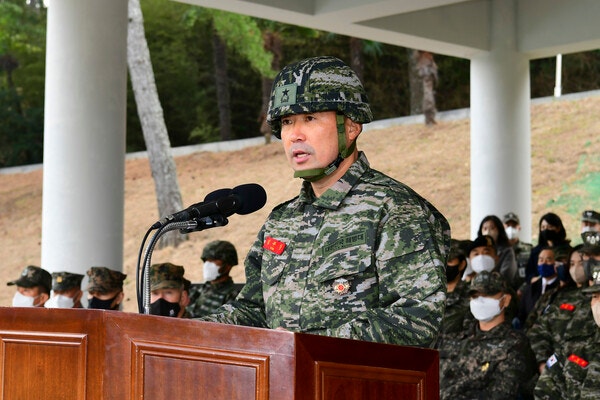 엄주형 <b>해병대</b> 9<b>여단장</b>() 취임 “통합방위작전 확립”