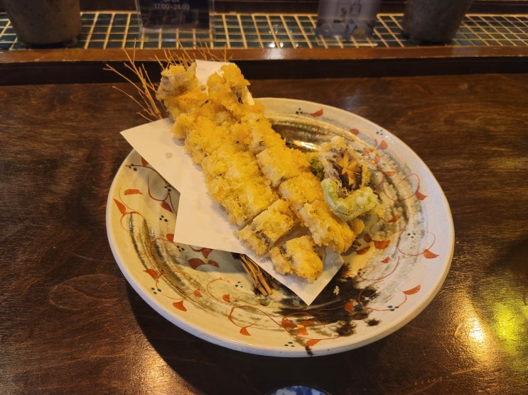  연희동 맛집 이자카야 카덴 아나고튀김 제주산흑돼지차슈