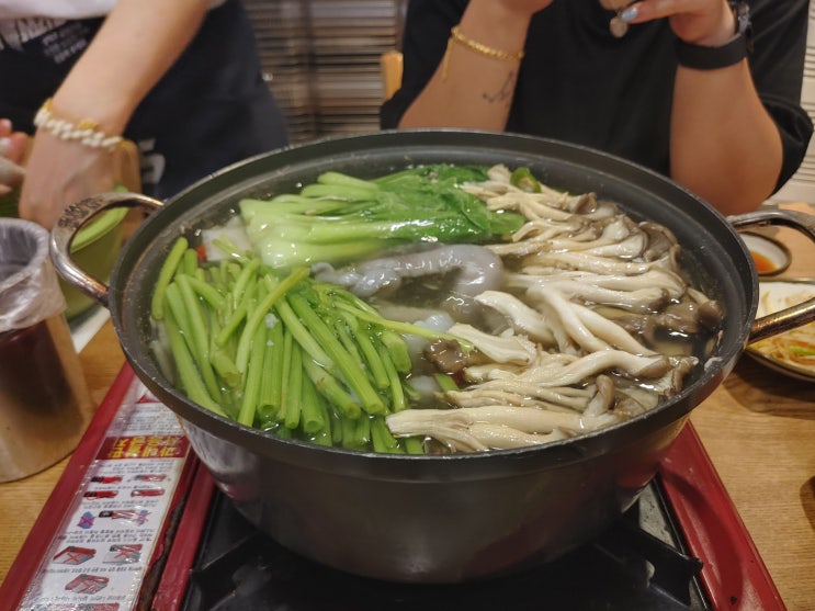 광주시) 낙지랑 전이랑 - 시원하고 푸짐한 연포 샤브샤브 로컬 맛집