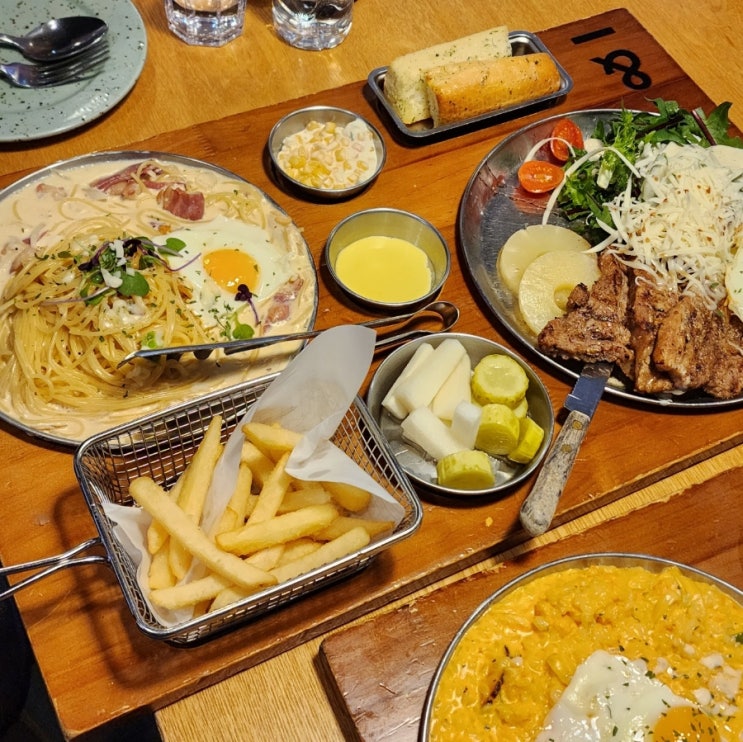  [인계동 이탈리안 식당] 수원 나혜석거리 외식 '서가앤쿡' 수원인계점 목살한상, 삼겹살한상, 새우필라프 후기