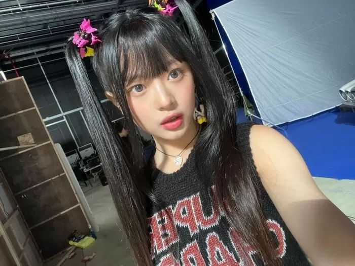 뉴진스 멤버 하니, "앞머리vs깐머리" 헤어스타일 바꿀 때마다 리즈 찍어...취향 확 갈린다 뉴진스 멤버 하니, "앞머리vs깐머리" 헤어스타일 바꿀 때마다 리즈 찍어...취향 확 갈린다