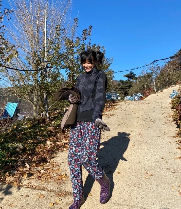 친숙함으로 사랑 받던 배우 고은아, 수영복 입고 글래머 몸매 뽐내자 대반전 매력 시선 집중 친숙함으로 사랑 받던 배우 고은아, 수영복 입고 글래머 몸매 뽐내자 대반전 매력 시선 집중