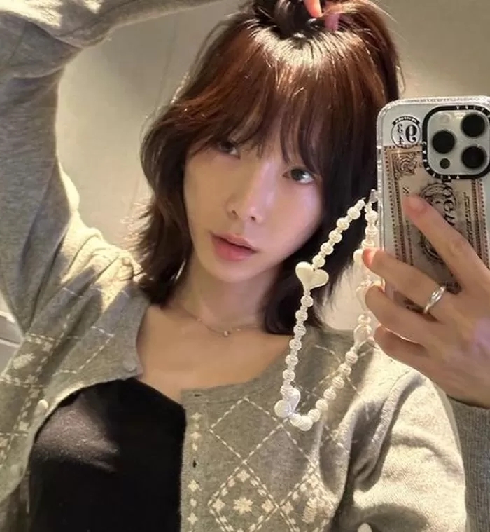 걸그룹 소녀시대 태연, 크롭티 입은 근황...11자 복근 대박인데 미모는 여전해 걸그룹 소녀시대 태연, 크롭티 입은 근황...11자 복근 대박인데 미모는 여전해