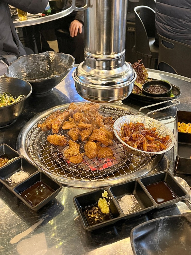  경성대고기집 숯불향 솔솔 내맘을훔친고기 2호점