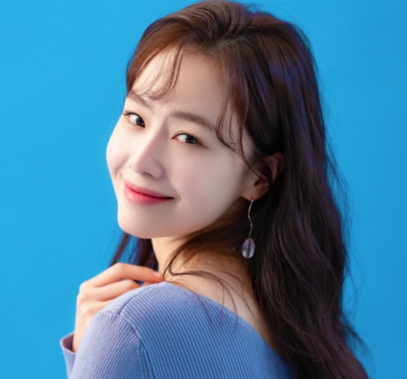 홍수현 프로필 나이 키 리즈 성형 결혼 남편 자녀 고향 학력 소속사 작품활동 필모그래피 인....