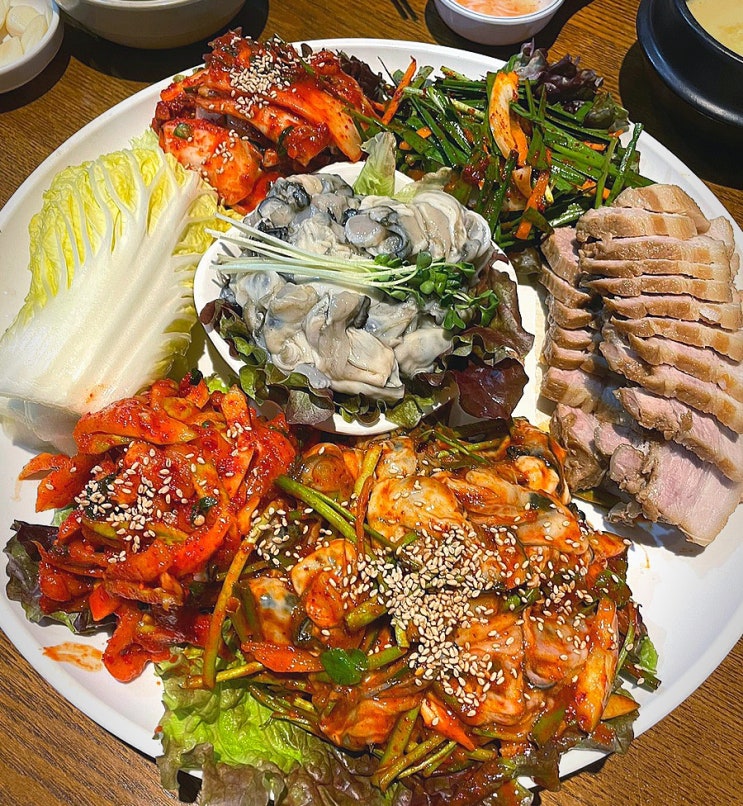  [인천] 계양구 겨울 제철 굴보쌈 맛집 ‘황금족발보쌈&메밀막국수 3호점’