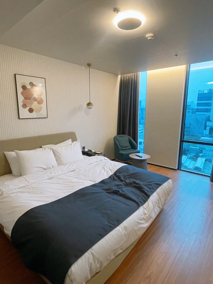  양산호텔 브라운도트 석산점 24시스넥바와 개인PC룸이있는 호캉스하기좋은곳