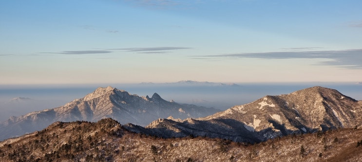  1월 눈 쌓인 설악산 풍경사진 겨울산여행